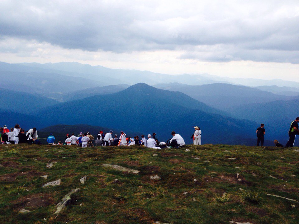 Відпочинок на вершині Говерли